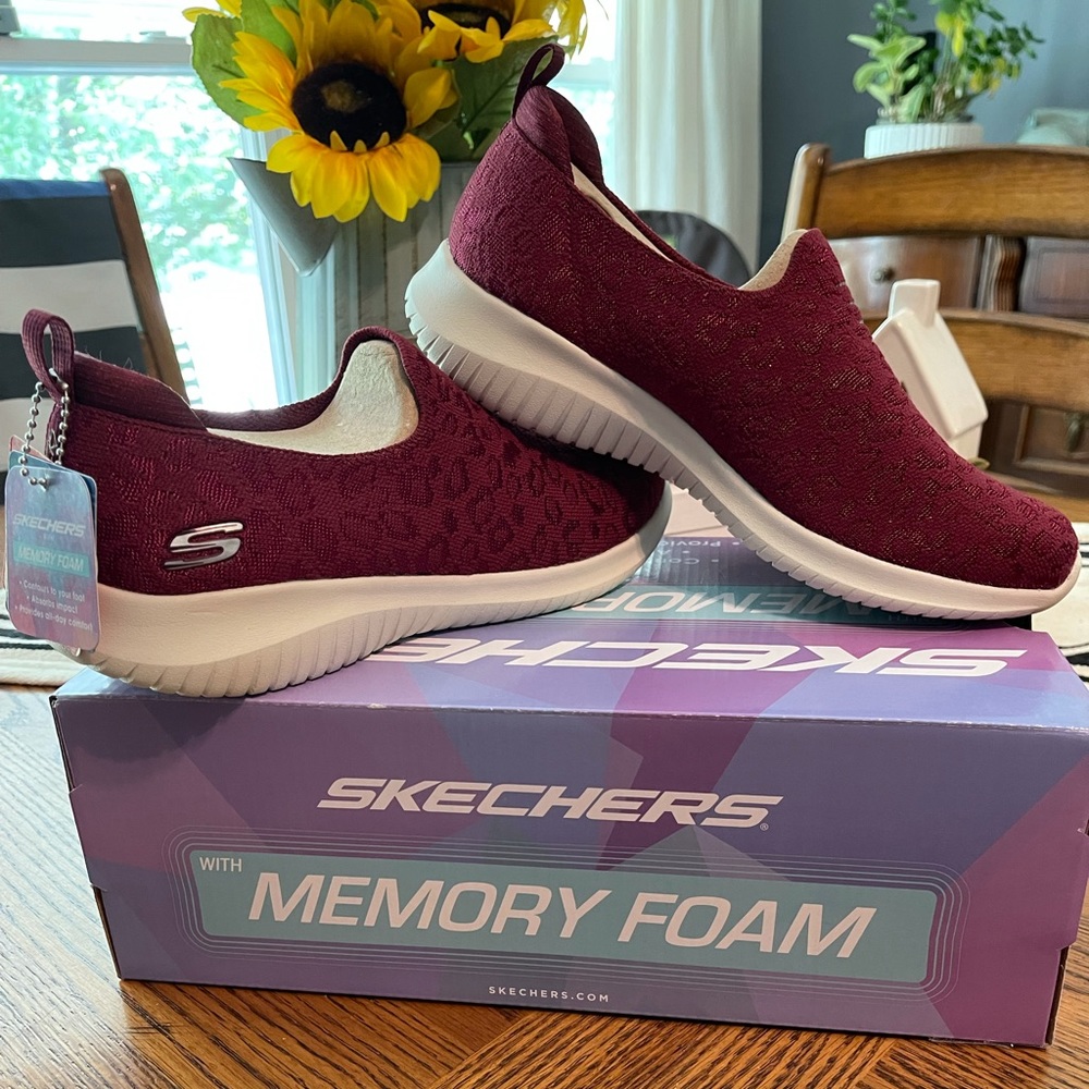 Skechers Slip on Sneakers